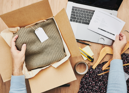 How to Create a Memorable Unboxing Experience with Personalised Gift Sets