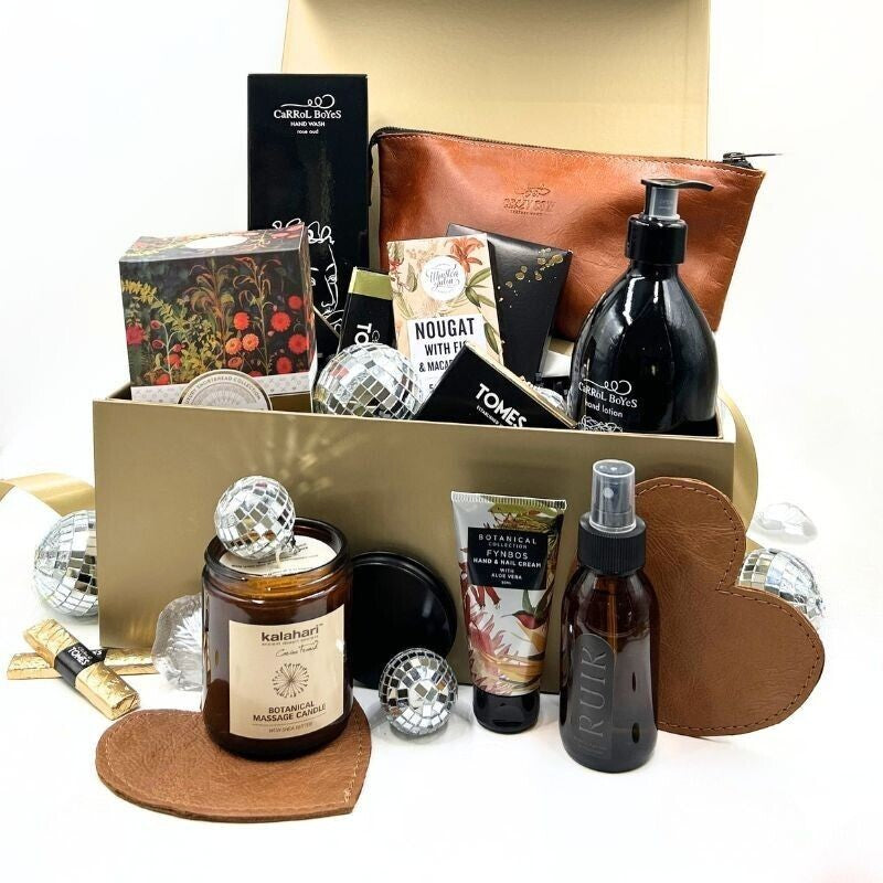 Signature Collection Leather & Oud Gift Hamper