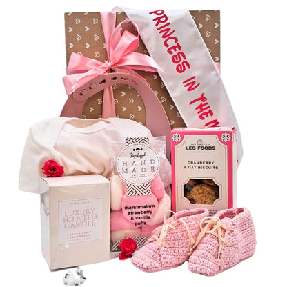 Mom to Be - Baby Girl Gift Box