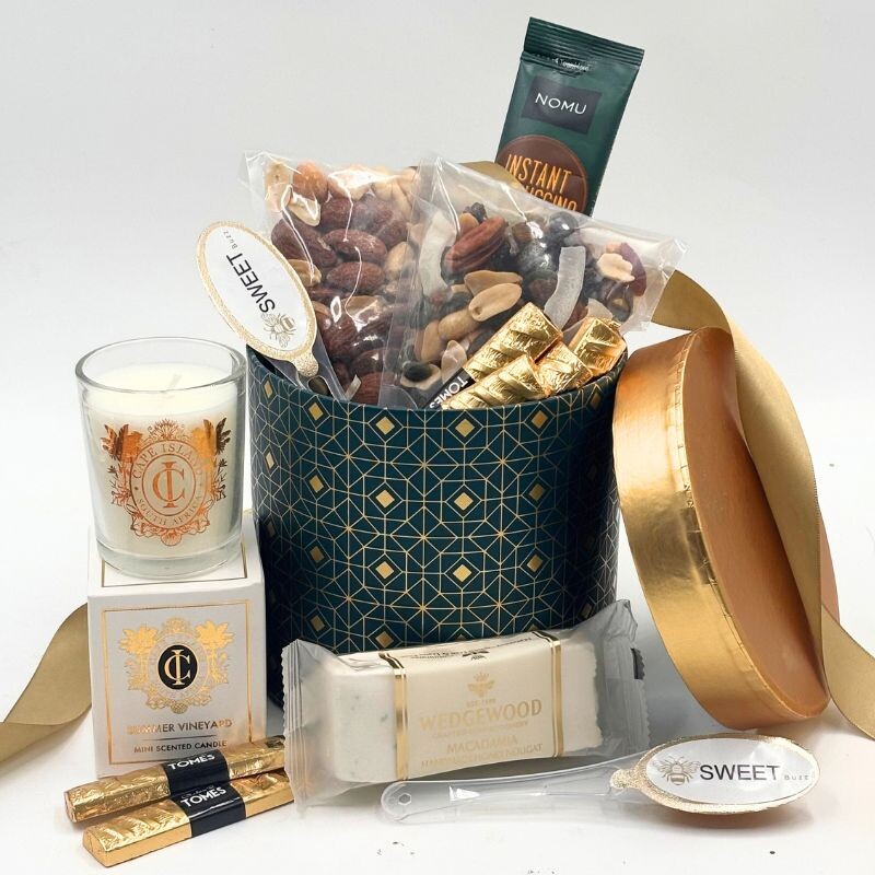 Light & Luxury Hamper