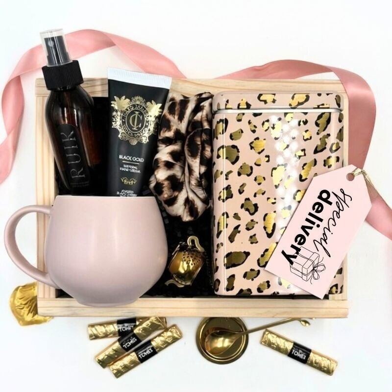 Special Delivery Tea Box