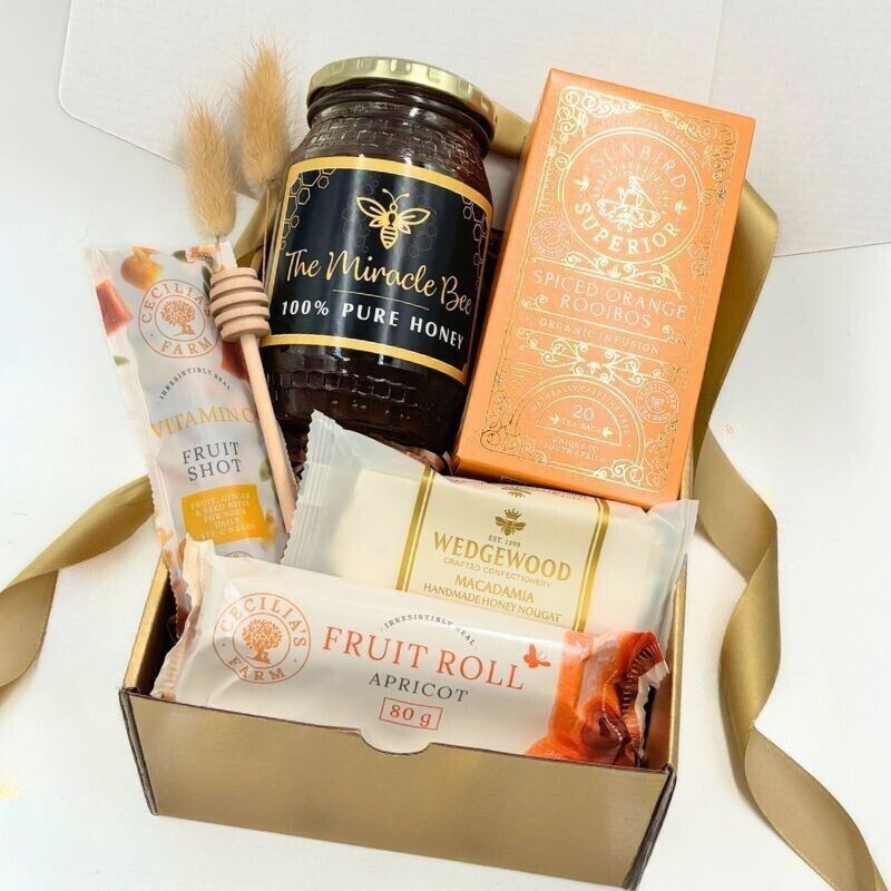 Golden Halaal/Kosher Tea Surprise Gift Hamper