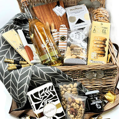 Family Feast Picnic Basket