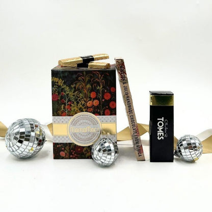 Signature Collection Leather & Oud Gift Hamper